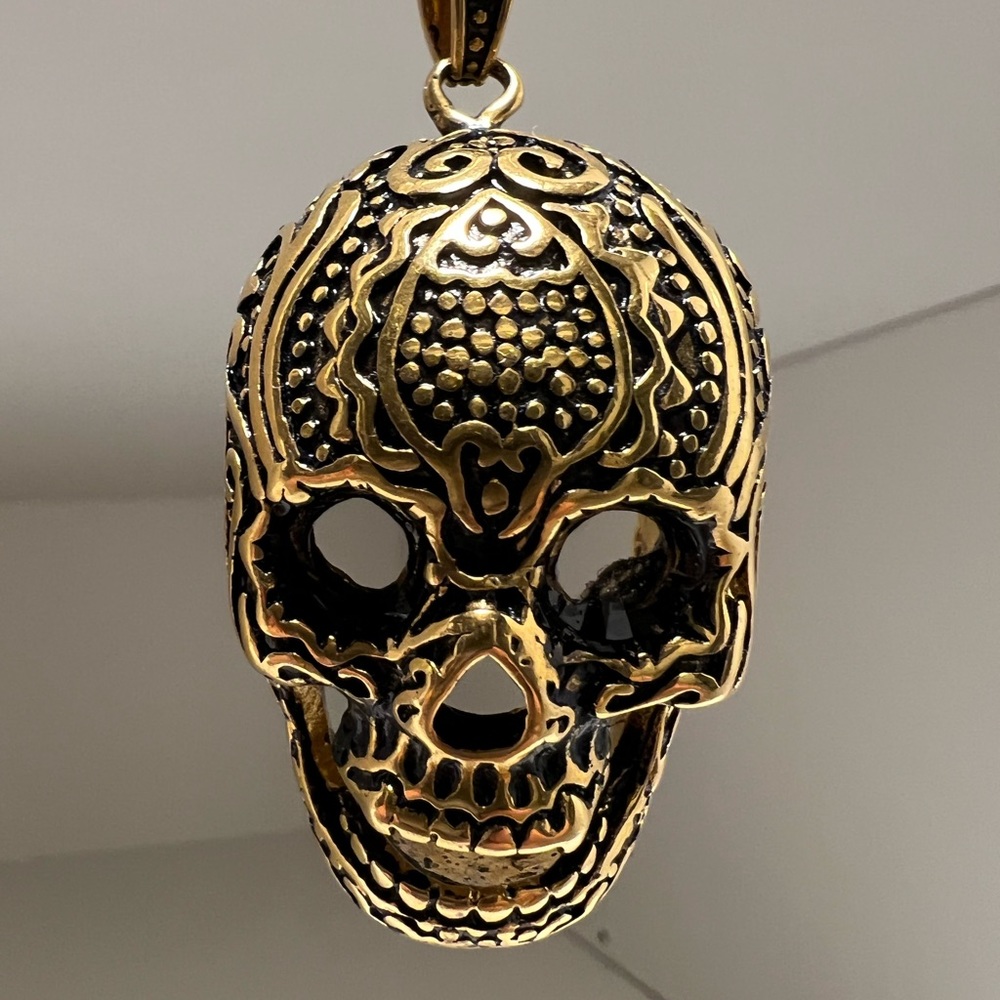 Skull 💀 pendant